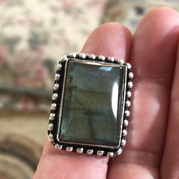 Labradorite Ring 6.5 - Picture 3 of 4